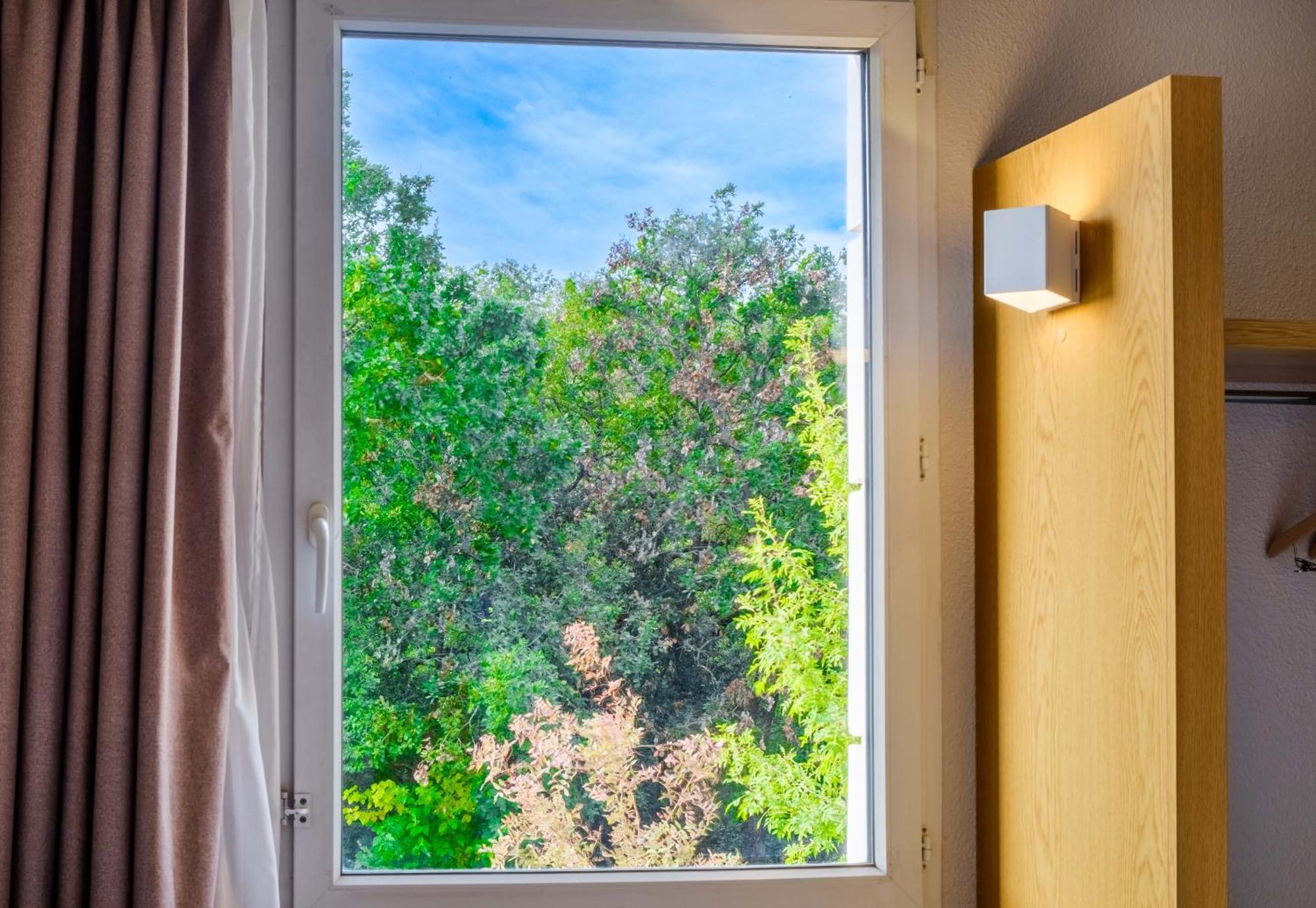 B&B Hotel Antibes Sophia Antipolis Бйо Екстер'єр фото